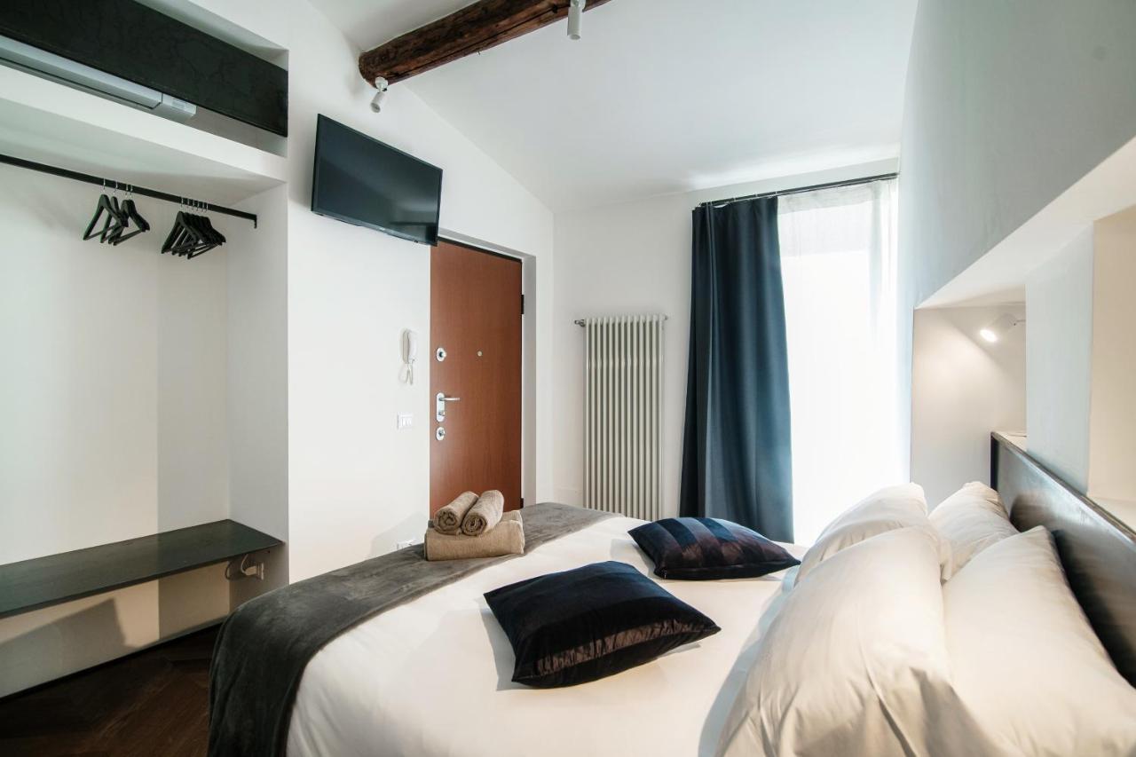 Caesar On - By House Of Travelers - Como